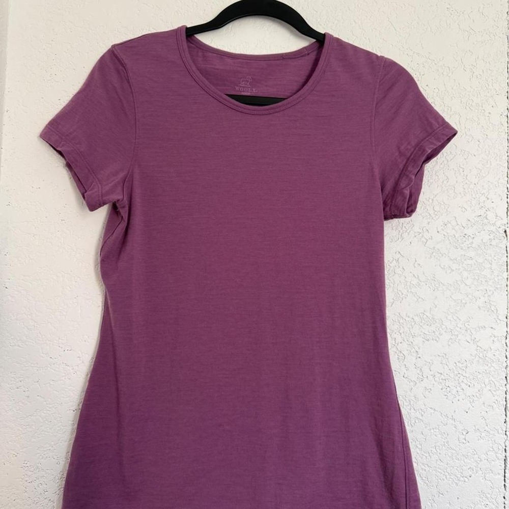 Woolx Addie Merino Wool Crew Neck Tee Mauve Purple Lightweight Hiking Outdoor
